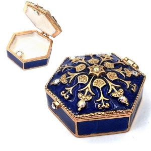 Szkatułka metalowa  z kryształkami  